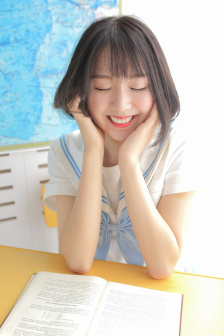 不扣妞的女孩